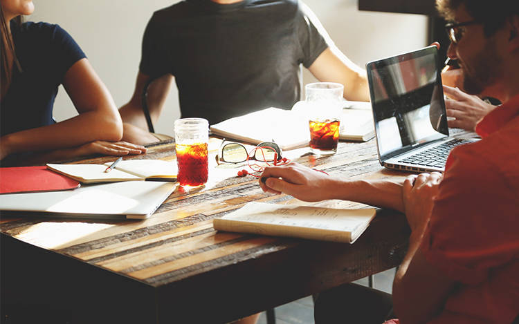 Atitudes que devemos evitar no ambiente de trabalho